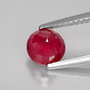 1,25 ctw natürlicher roter Rubin, Rundschliff, VS-SI