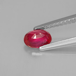 0,66 ctw natürlicher roter Rubin, Oval Schliff, VS-SI