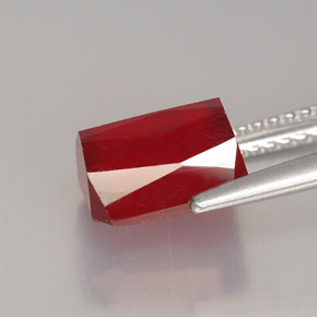 3,28 ctw natürlicher roter Rubin, Smaragdschliff, VS-SI