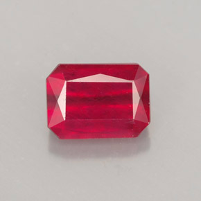 1,82 ctw natürlicher roter Rubin, Smaragdschliff, SI