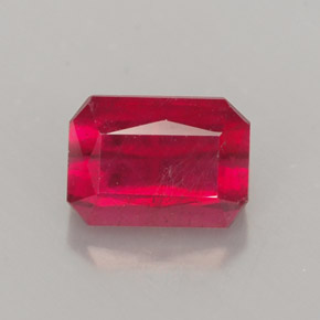 1,54 ctw natürlicher roter Rubin, Smaragdschliff, SI