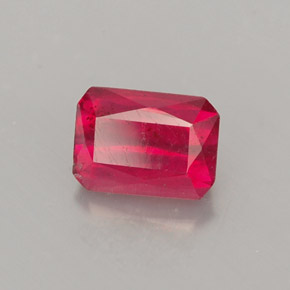 0,96 ctw natürlicher roter Rubin, Smaragdschliff, SI