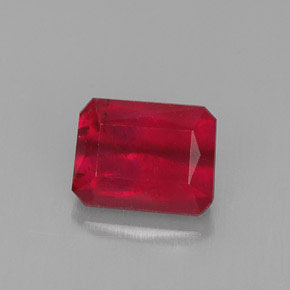 1,58 ctw natürlicher roter Rubin, Smaragdschliff, SI