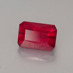 1,26 ctw natürlicher roter Rubin, Smaragdschliff, SI