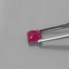 1,00 ctw natürlicher roter Rubin, Transparent, Transparent / Lichtdurchlässig