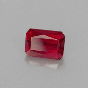 1,29 ctw natürlicher roter Rubin, Smaragdschliff, VS-SI