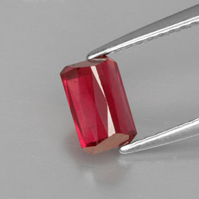 1,25 ctw natürlicher roter Rubin, Smaragdschliff, VS-SI
