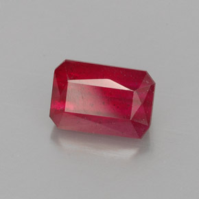 1,80 ctw natürlicher roter Rubin, Smaragdschliff, SI