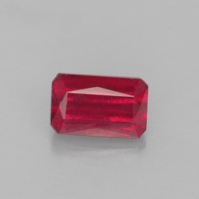1,31 ctw natürlicher roter Rubin, Smaragdschliff, SI