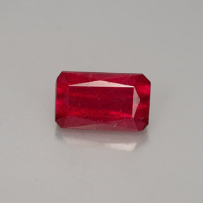 1,39 ctw natürlicher roter Rubin, Smaragdschliff, VS-SI