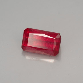 1,39 ctw natürlicher roter Rubin, Smaragdschliff, VS-SI