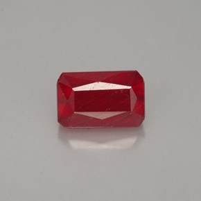 1,31 ctw natürlicher roter Rubin, Smaragdschliff, VS-SI