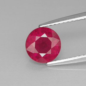 1,63 ctw natürlicher roter Rubin, Rundschliff, SI