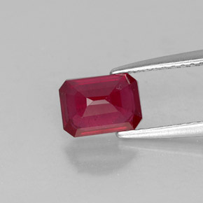 1,40 ctw natürlicher roter Rubin, Smaragdschliff, SI