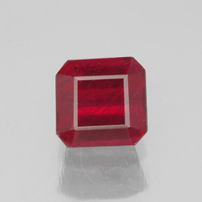 1,68 ctw natürlicher roter Rubin, Smaragdschliff, SI