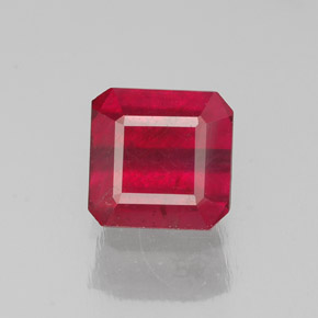 1,60 ctw natürlicher roter Rubin, Smaragdschliff, SI