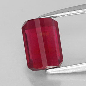 1,59 ctw natürlicher roter Rubin, Smaragdschliff, SI