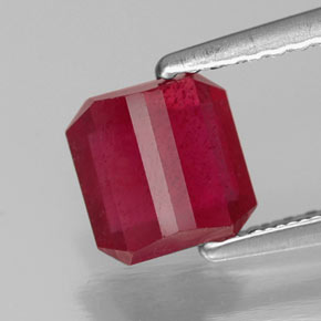 1,48 ctw natürlicher roter Rubin, Smaragdschliff, SI