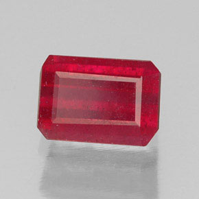 1,56 ctw natürlicher roter Rubin, Smaragdschliff, SI