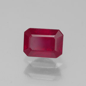 1,69 ctw natürlicher roter Rubin, Smaragdschliff, SI