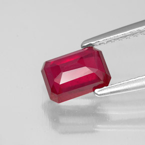 1,57 ctw natürlicher roter Rubin, Smaragdschliff, SI