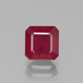 1,49 ctw natürlicher roter Rubin, Smaragdschliff, SI