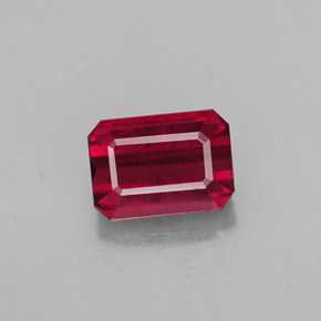 1,50 ctw natürlicher roter Rubin, Smaragdschliff, SI