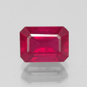 1,62 ctw natürlicher roter Rubin, Smaragdschliff, SI