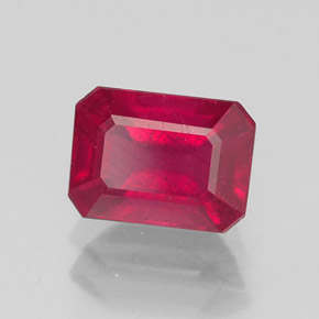 1,62 ctw natürlicher roter Rubin, Smaragdschliff, SI