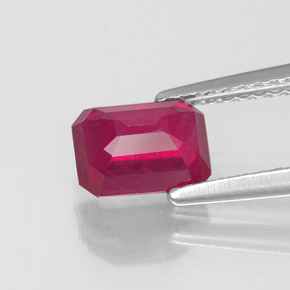 1,50 ctw natürlicher roter Rubin, Smaragdschliff, VS-SI