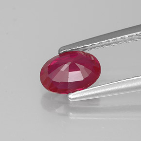 0,89 ctw natürlicher roter Rubin, Oval Schliff, VS-SI