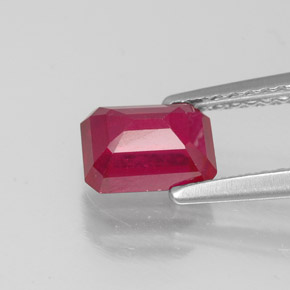 1,50 ctw natürlicher roter Rubin, Smaragdschliff, VS-SI