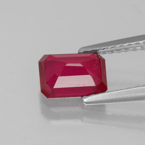 1,42 ctw natürlicher roter Rubin, Smaragdschliff, VS-SI