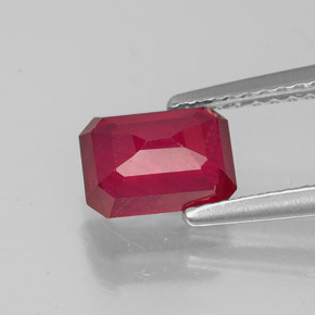 1,59 ctw natürlicher roter Rubin, Smaragdschliff, VS-SI