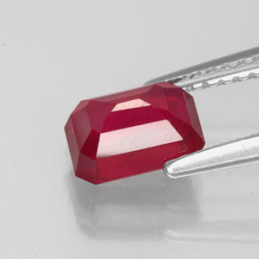 1,63 ctw natürlicher roter Rubin, Smaragdschliff, VS-SI