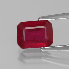 1,80 ctw natürlicher roter Rubin, Smaragdschliff, VS-SI