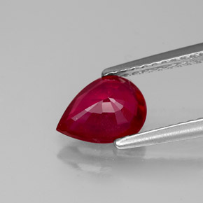 1,31 ctw natürlicher roter Rubin, Birnenform, VS-SI