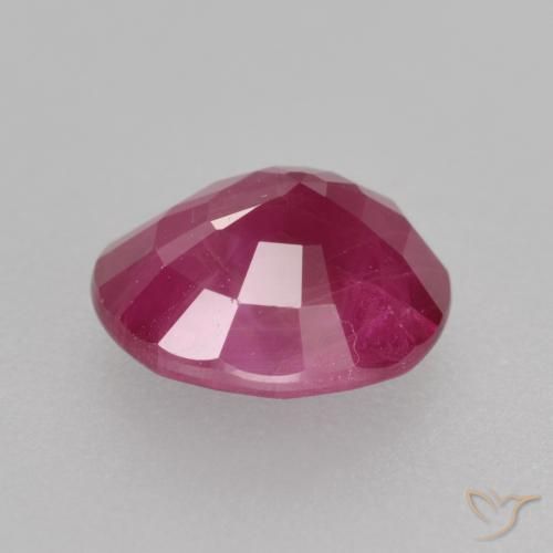 9,17 ctw natürlicher rötlich-rosa Rubin, Oval, VS-SI