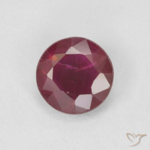 0.40ct Natürlicher tiefrot Rubin, Runden, VS-SI