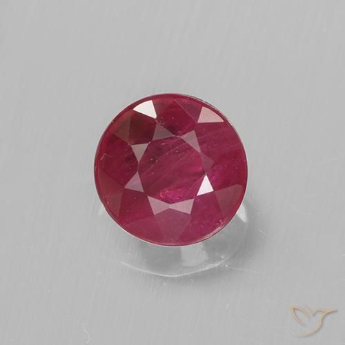 0.64ct Natürlicher Tiefrot Rubin, Runden, VS-SI