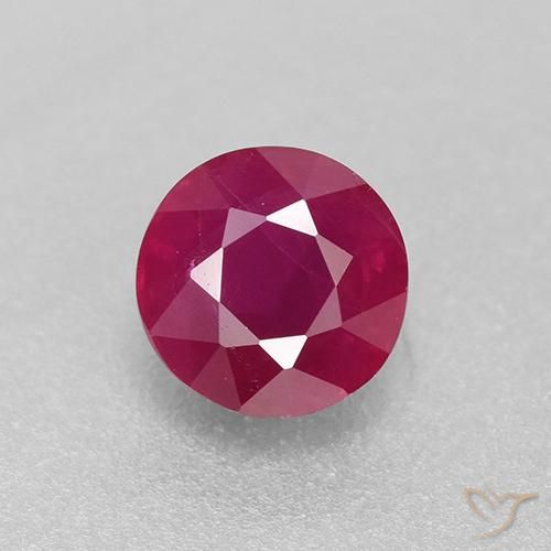 0.85ct Natürlicher rötlich-rosa Rubin, Runden, VS-SI