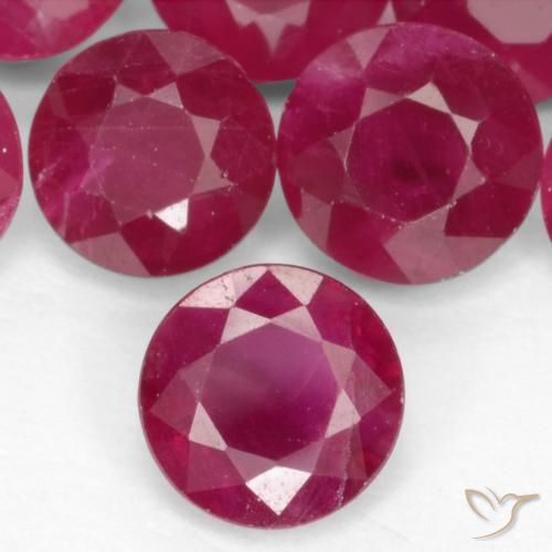 0.59ct Natürlicher Mittelrot Rubin, Runden, VS-SI