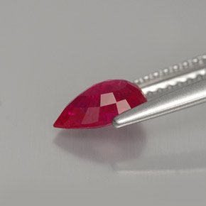 1,07 ctw natürlicher roter Rubin, Birnenform, VS
