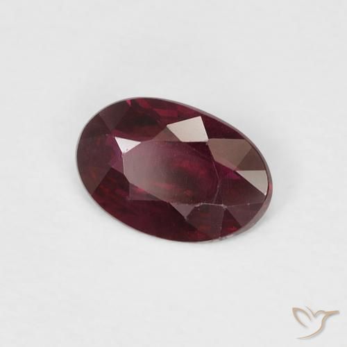 9,17 ctw natürlicher Weinrot Rubin, Oval, VS-SI