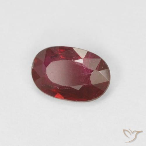 9,17 ctw natürlicher Weinrot Rubin, Oval, VS-SI