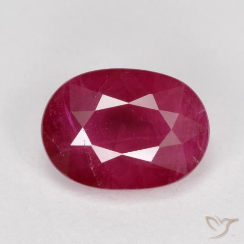 1.08ct Natürlicher rötlich-rosa Rubin, Oval, VS-SI