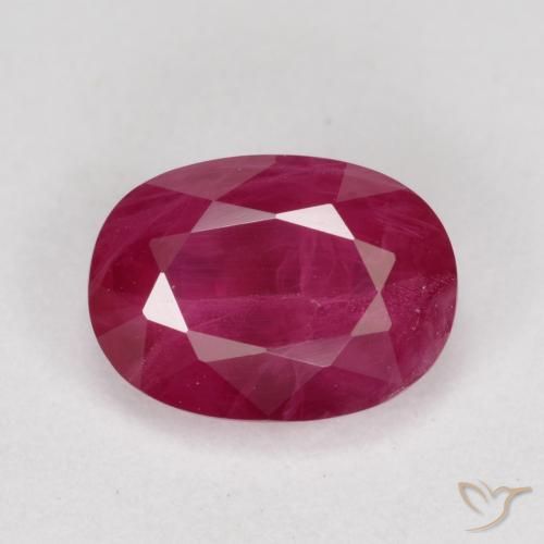 1.05ct Natürlicher Mittelrot Rubin, Oval, VS-SI