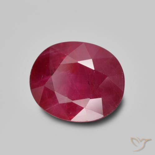 9,17 ctw natürlicher Weinrot Rubin, Oval, VS-SI