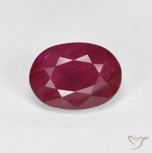 1.25ct Natürlicher tiefrot Rubin, Oval, VS-SI