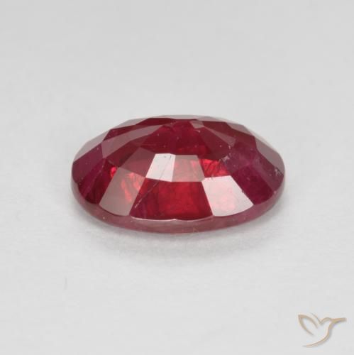 9,17 ctw natürlicher dunkelrot Rubin, Oval, SI